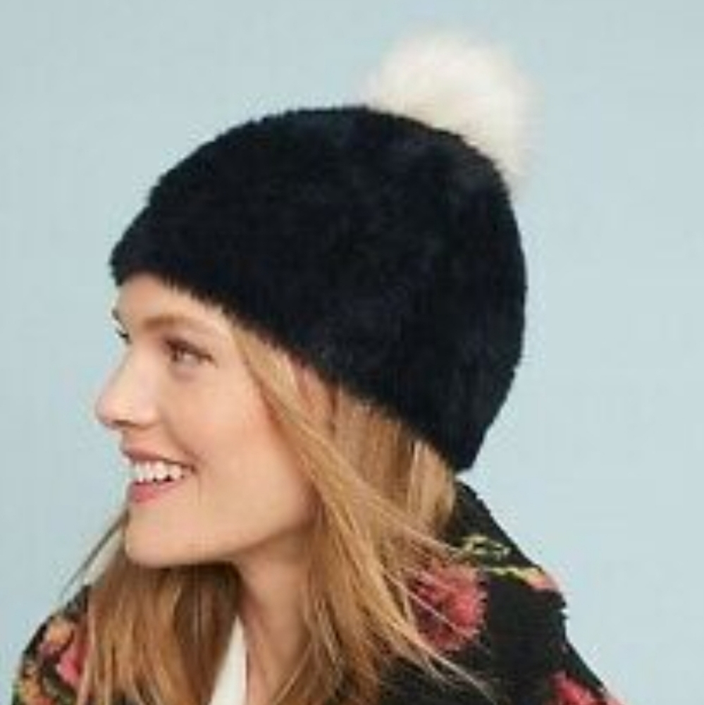 Anthropologie Torri Pommed Beanie